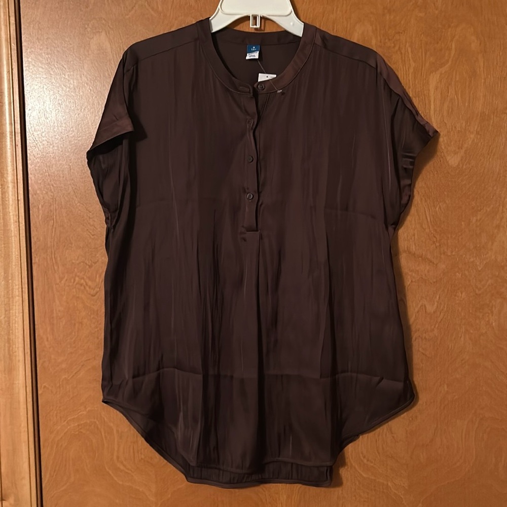 Women’s Old Navy top